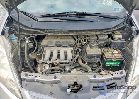 2010 Honda Fit Sport из США, поврежденный, VIN JHMGE8H44AC007327